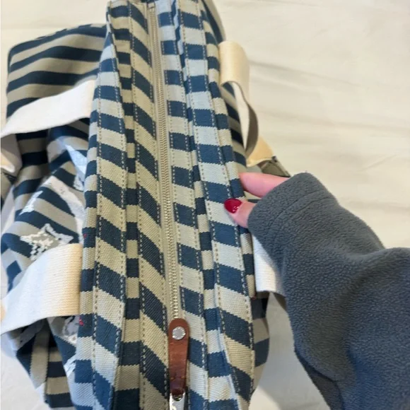 Marc Jacob’s Tote Bag - Picture 4 of 7